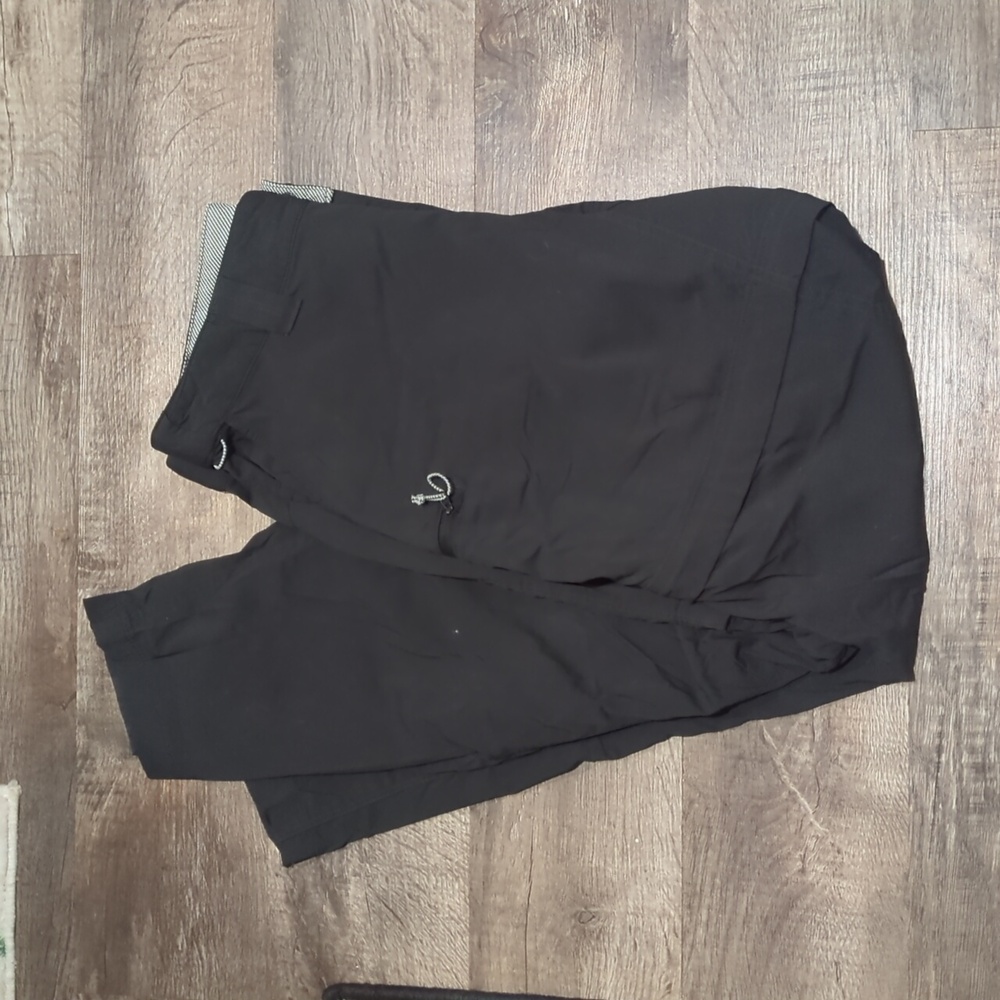 Assorted Activewear Bundle - image 4